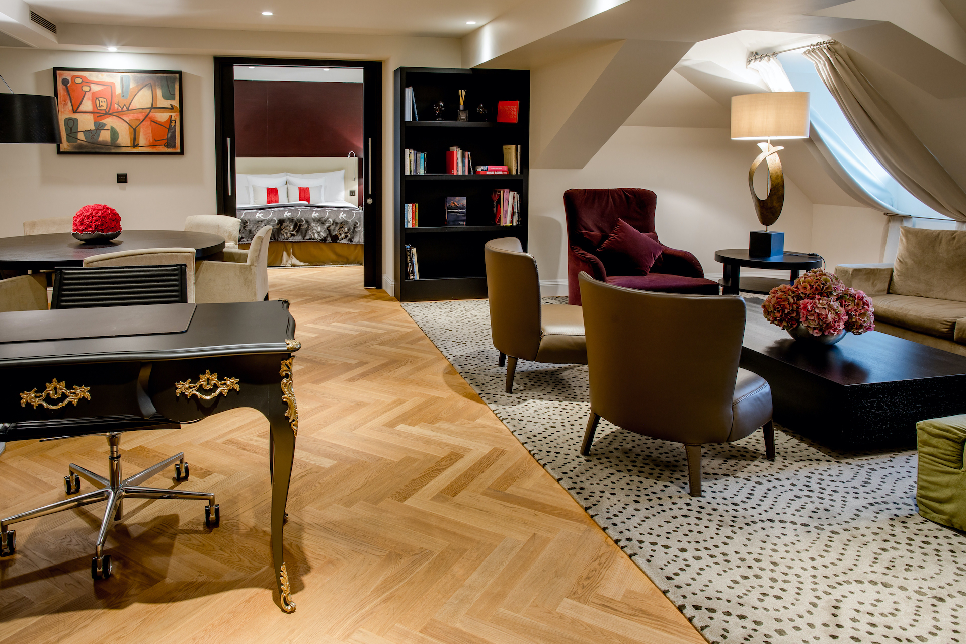 Rooms_and_Suites_Header_pic-1